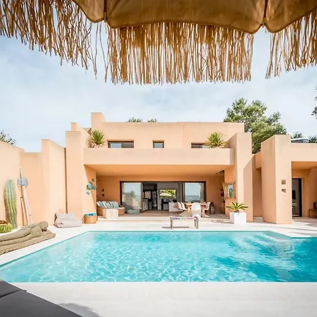 La Villa *